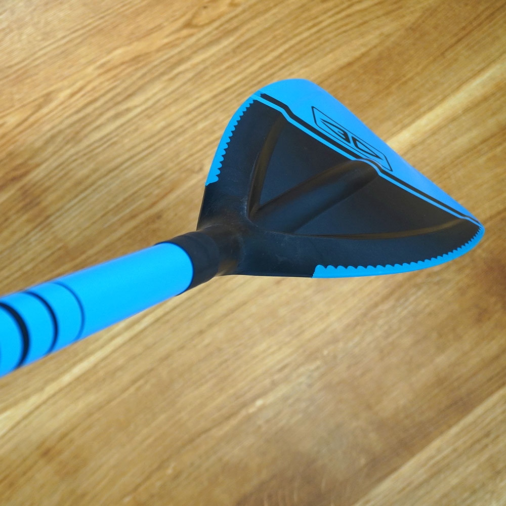 Fibreglass-Shaft-–-Plastic-Rubber-Edge-Blade-4